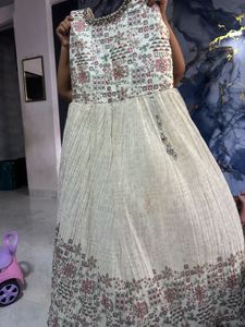 Elegant Floral Print Ethnic Gown