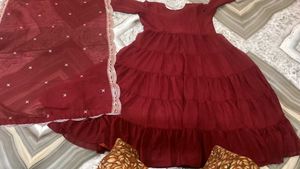 Elegant Red Anarkali Suit Set / three piece sui