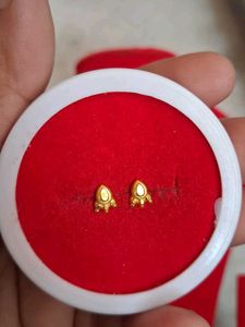 Gold  Stud Earrings 18crt
