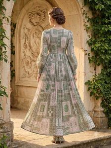 Chic Green Floral Print Midi Dress