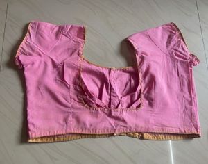 Elegant Pink Silk Saree with Gold Border