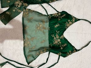 Backless Chatpate top with Dupatta