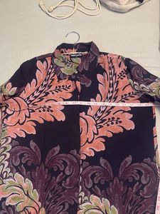 Vintage Floral Print Button-Up Shirt