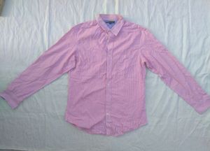 Banana Republic Branded Shirt 👕