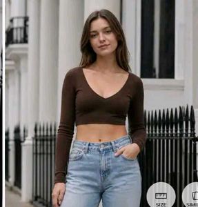 Stylish Brown V-Neck Crop Top size m