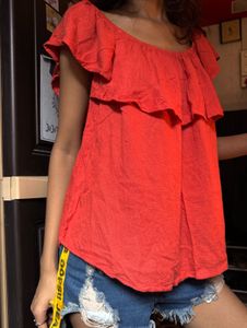Chic Ruffled Off-Shoulder Top