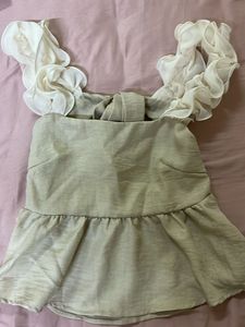Chic Ruffled Top