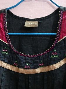 Stylish Black Kurta with Embellishments