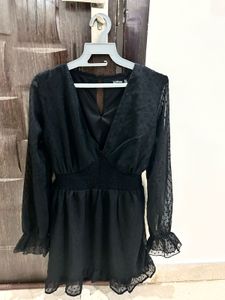 Boohoo Black V-Neck Mini Dress