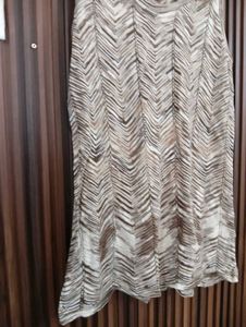 Stylish Sleeveless Chevron Print Top