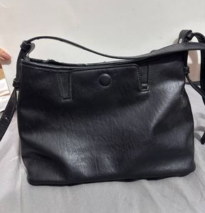 shoulder bag