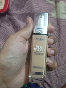 combo of L'Oreal True Match Foundation ,compact