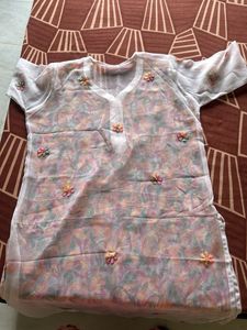 White Multi Colour Embroidered Georgette Kurta