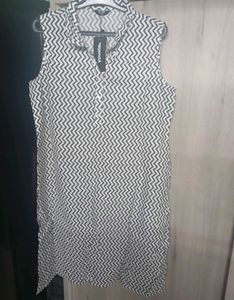 Sleeveless Zigzag Print Kurti
