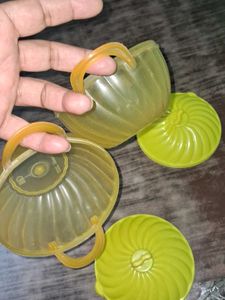 Vintage Tupperware Servalier Bowls