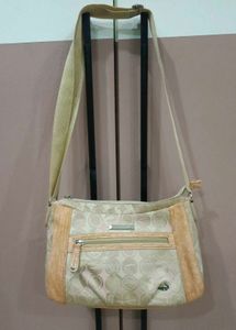 Stylish Crossbody Handbag