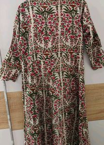Bhama Couture Floral Print Kurta set.