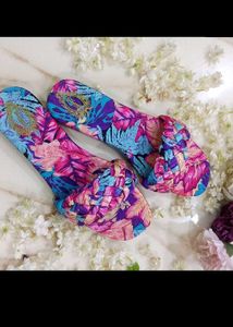multicolored textured flats