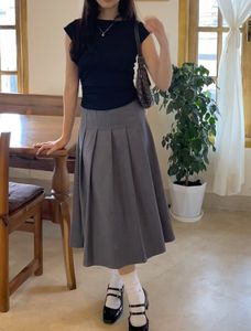 Women grey midi skrit