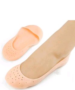 New Silicon Socks To Keep Your Feet Crack Free