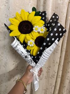 Aesthetic Pipe cleaner Sunflower and Lily Bouquet