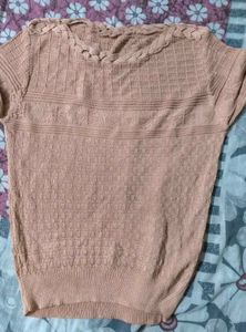 Light Peach Knitted Top 🩷🌷
