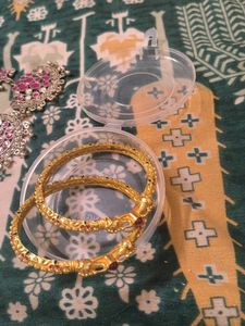 Assorted Women's Earrings Collection