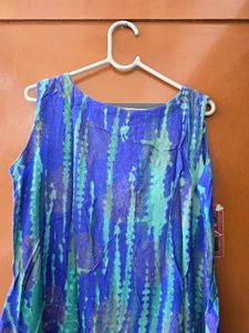 Vibrant Blue &amp; Green Ethnic Kurta