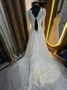 vintage full sleeve White Bridal Gown