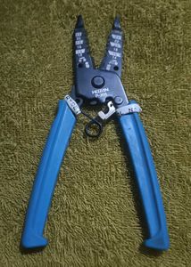 Hozan P-968 Wire Stripper