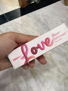 Love Moisturising Lip Tint Oil