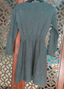Elegant Grey Knit Dress