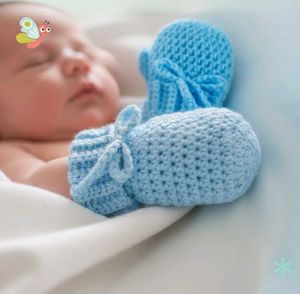 Crocheted Newborn Mittens