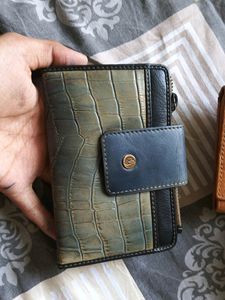 This Is Pure Leather Purse For Women