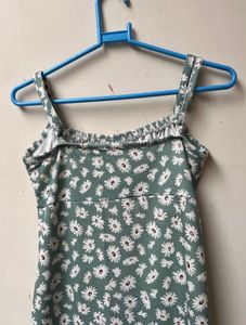 Cute Green Daisy Print Midi bodycorn dress