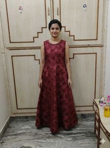 Elegant Burgundy Floral Maxi Dress