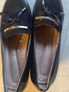 Elegant Black Loafers with Gold Detail