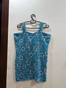 Blue Floral Print Sleeveless short kurti