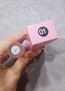 huda girl Liquid Blush for Cheeks
