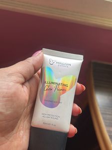 Million Colors Illuminating Glow Primer 02 gold