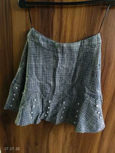 Plaid Mini Skirt With Pearl Design