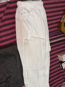 Comfortable White and grey lagging’s