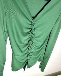 Green Ruched V-Neck Long Sleeve Top