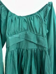 Emerald Green Off-Shoulder Mini Dress