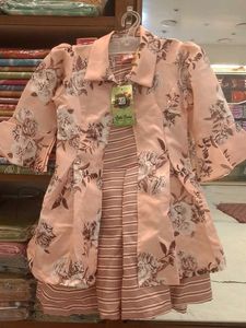Adorable Floral Print Dress for Girls