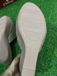 Nude heels 👠 very comfortable lightweight unused