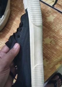 good shoes only 3 time wearing