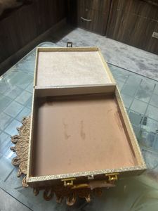 Asthetic jewellery organiser