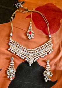 New Stunning Kundan & Pearl Necklace Set