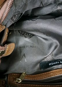 Vincis Bench Bag